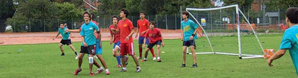 EmbassyCES Canterbury Yaz Okulu