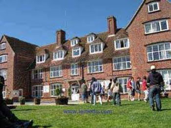 Harrow House International College Yaz Okulu